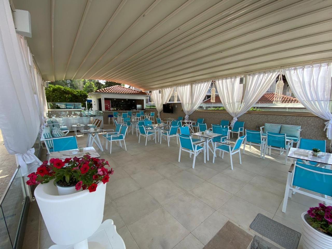Angelina Hotel Ormos Panagias Exterior foto